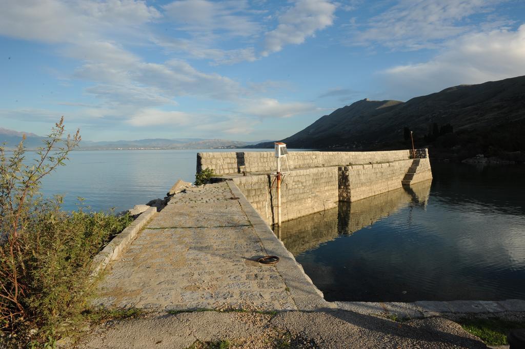 Holiday Home Skadar Lake Arbnes Pokoj fotografie